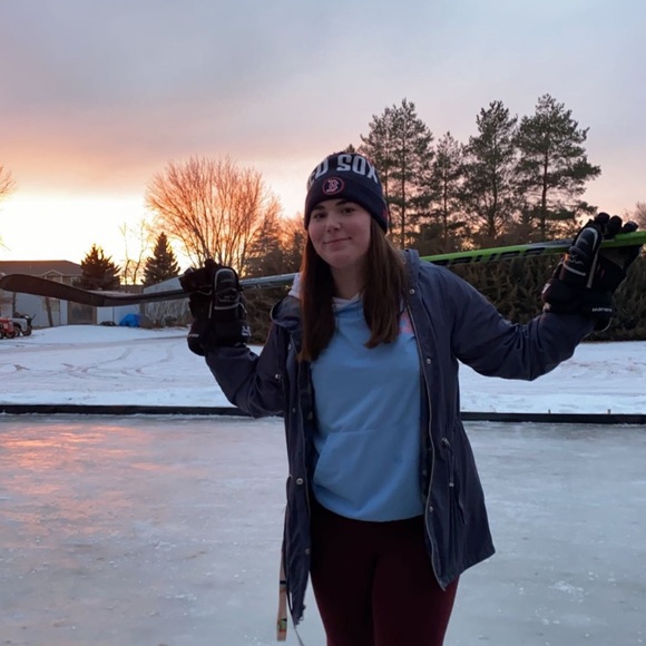 Meet your Posher, Alizabeth - Picture 1 of 1